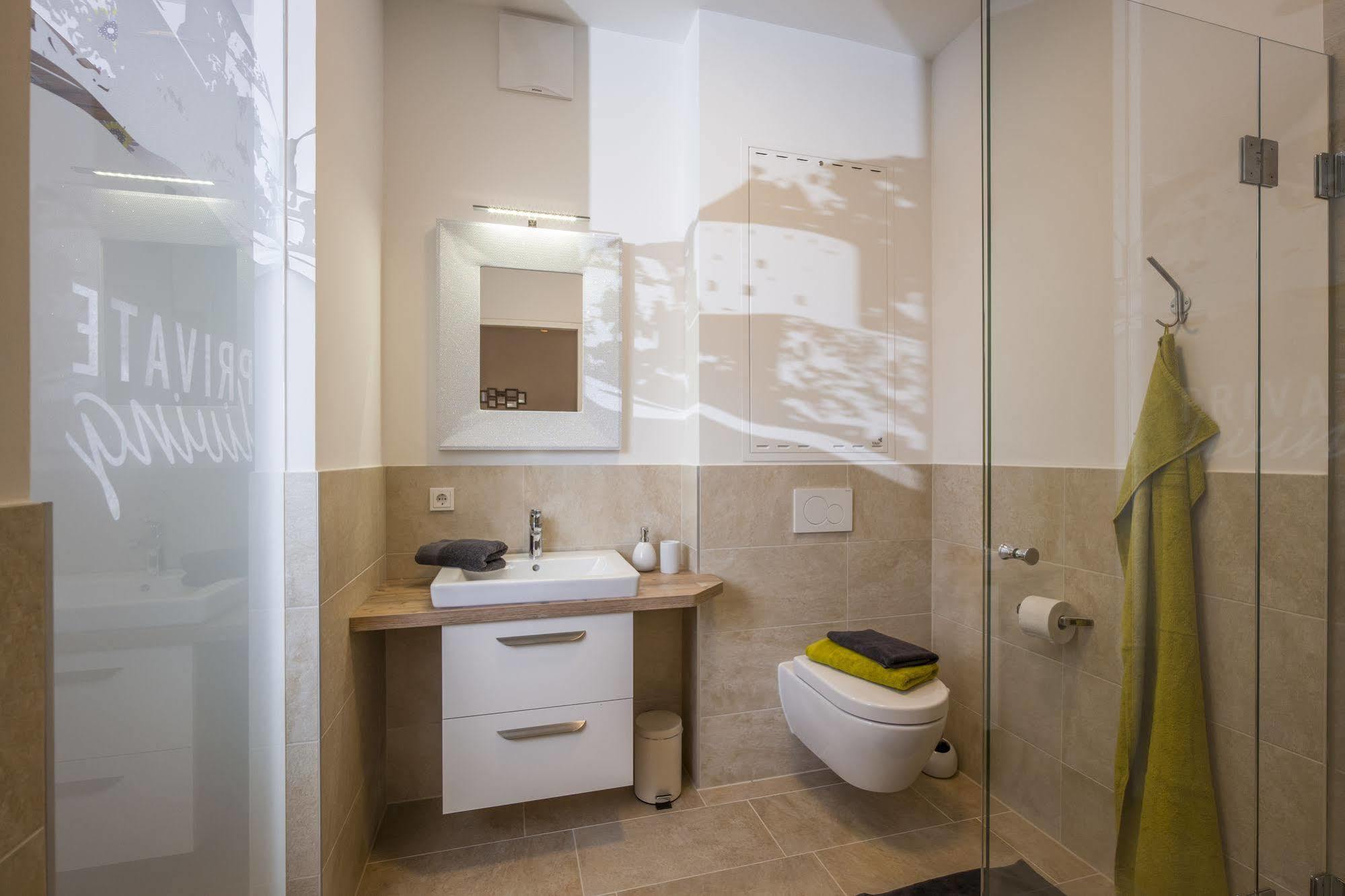 Private Living Apartments คุฟชไตน์ ภายนอก รูปภาพ