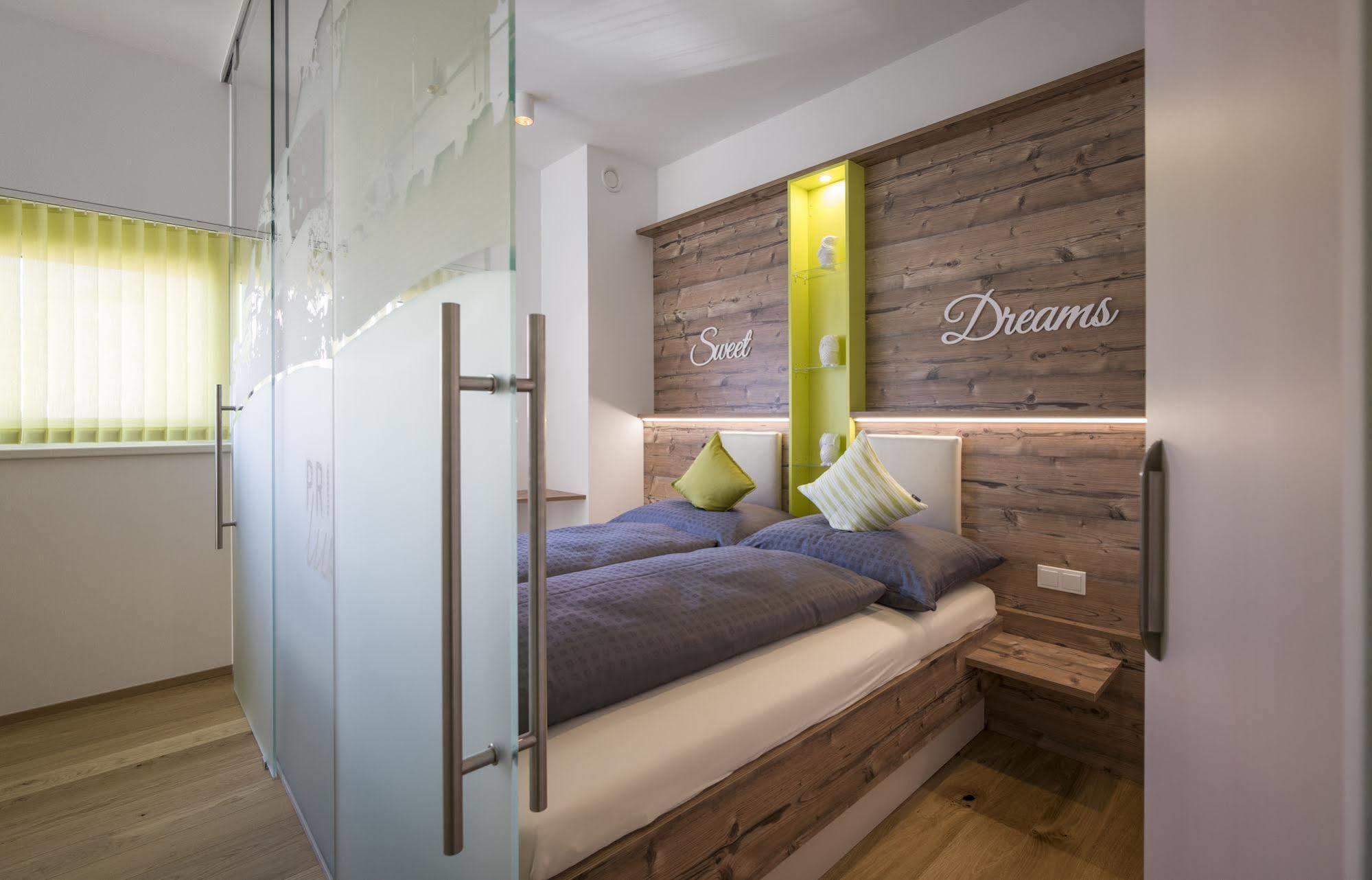 Private Living Apartments คุฟชไตน์ ภายนอก รูปภาพ