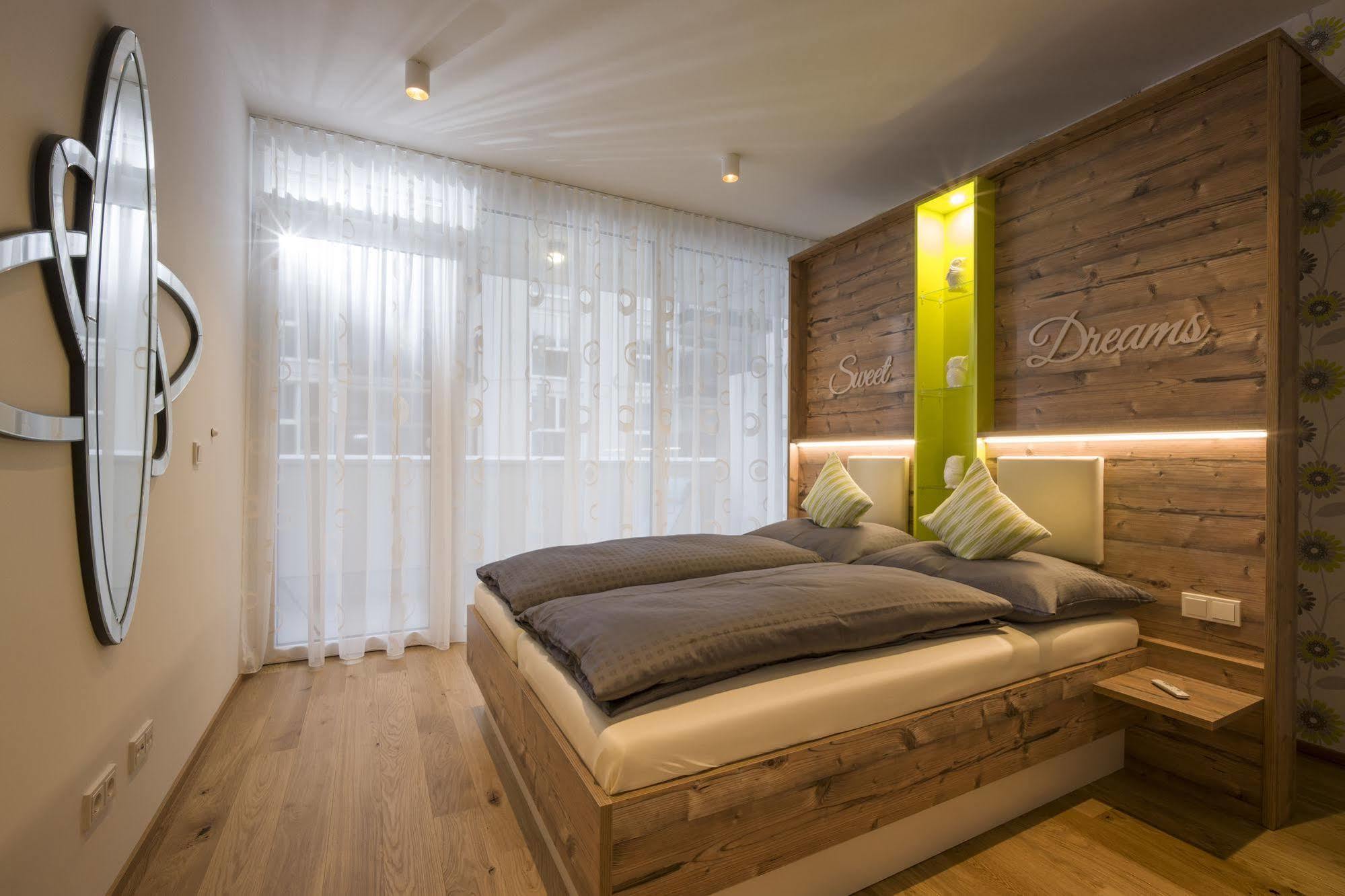 Private Living Apartments คุฟชไตน์ ภายนอก รูปภาพ